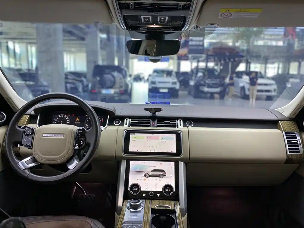 Land Rover Range Rover 2019 3.0 SCV6 Heritage Edition фото 7