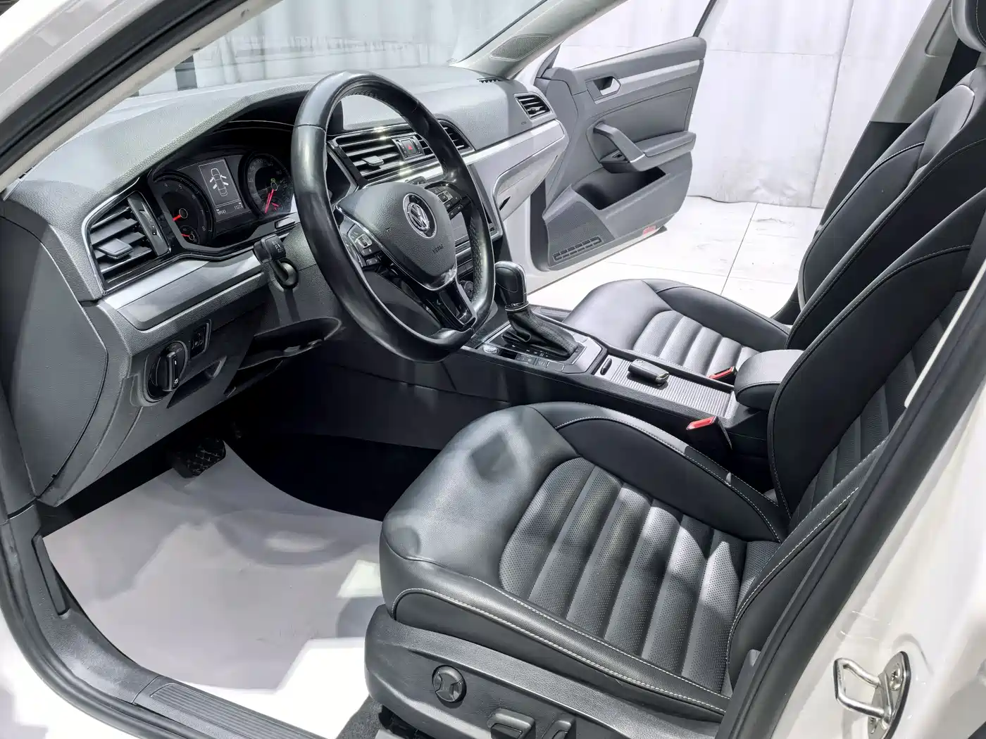 Volkswagen Lamando 2019 280TSI DSG Comfort Edition China VI фото 6