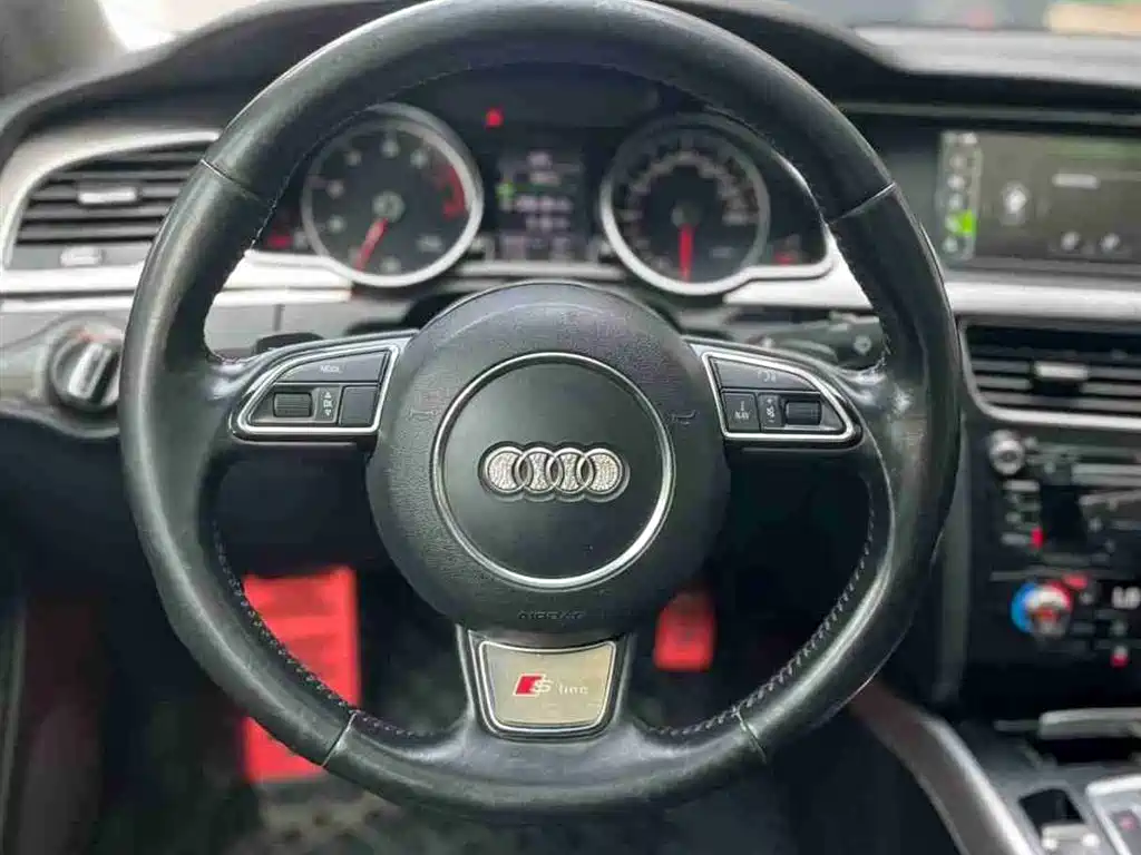 Audi A5 (Import) 2014 Coupe 45 TFSI фото 6
