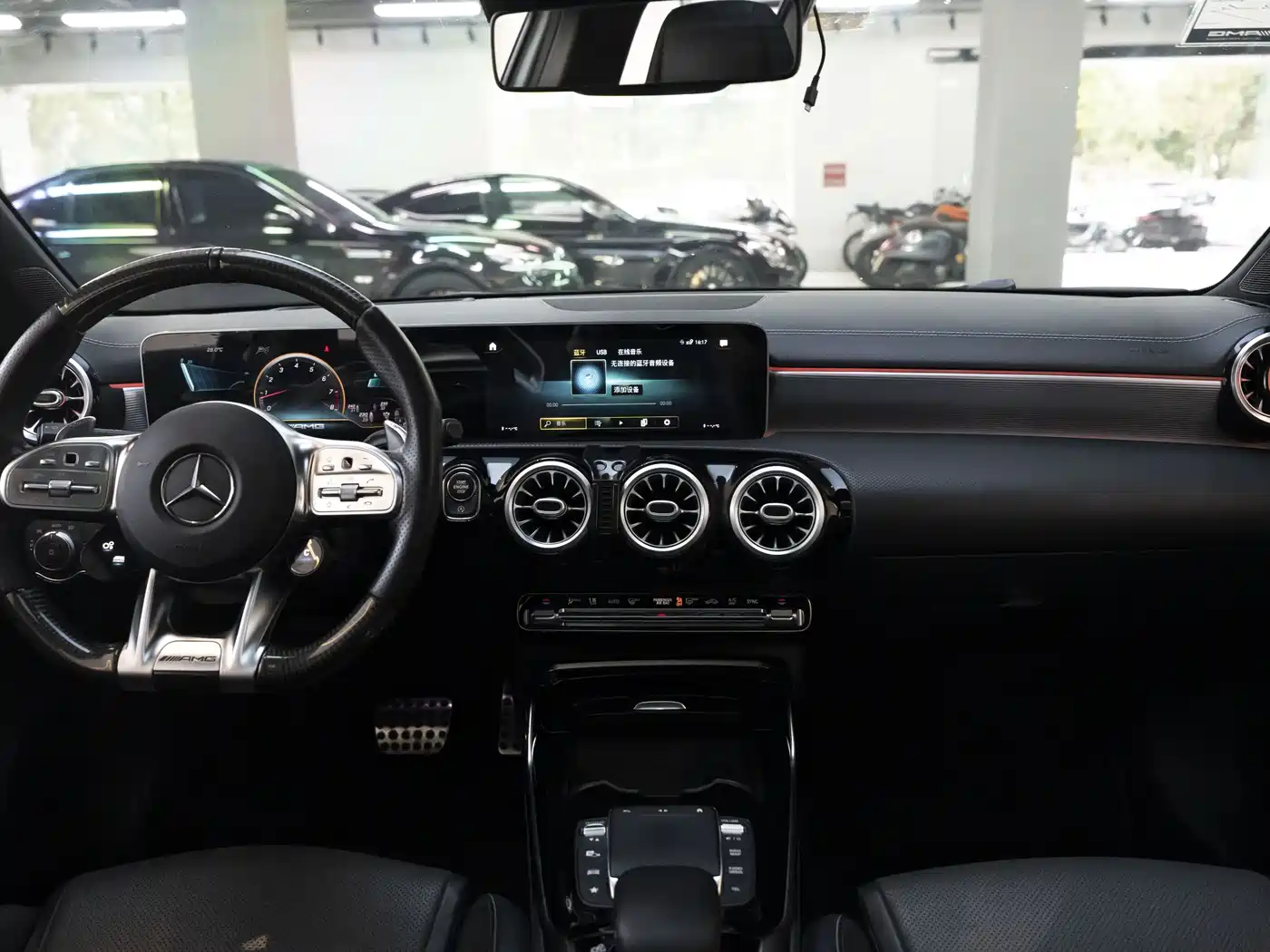 Фото 8 - Mercedes-Benz A-Class AMG (Import)
