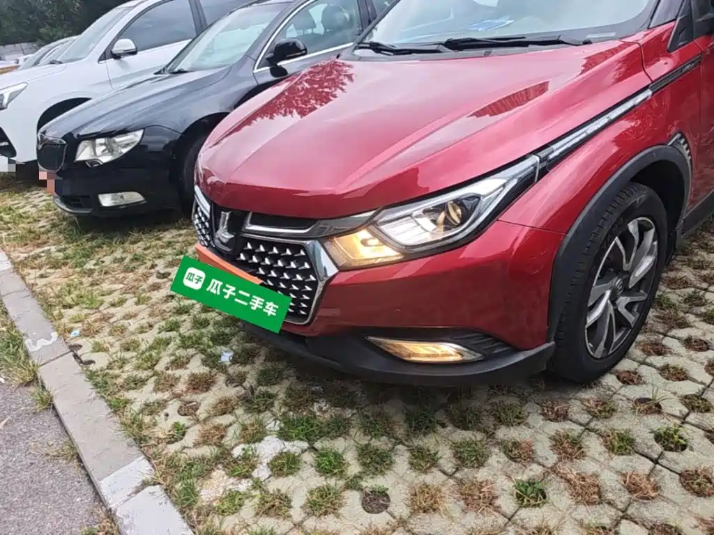 Luxgen U5 SUV 2018 2017 1.6L CVT Celebrity Edition