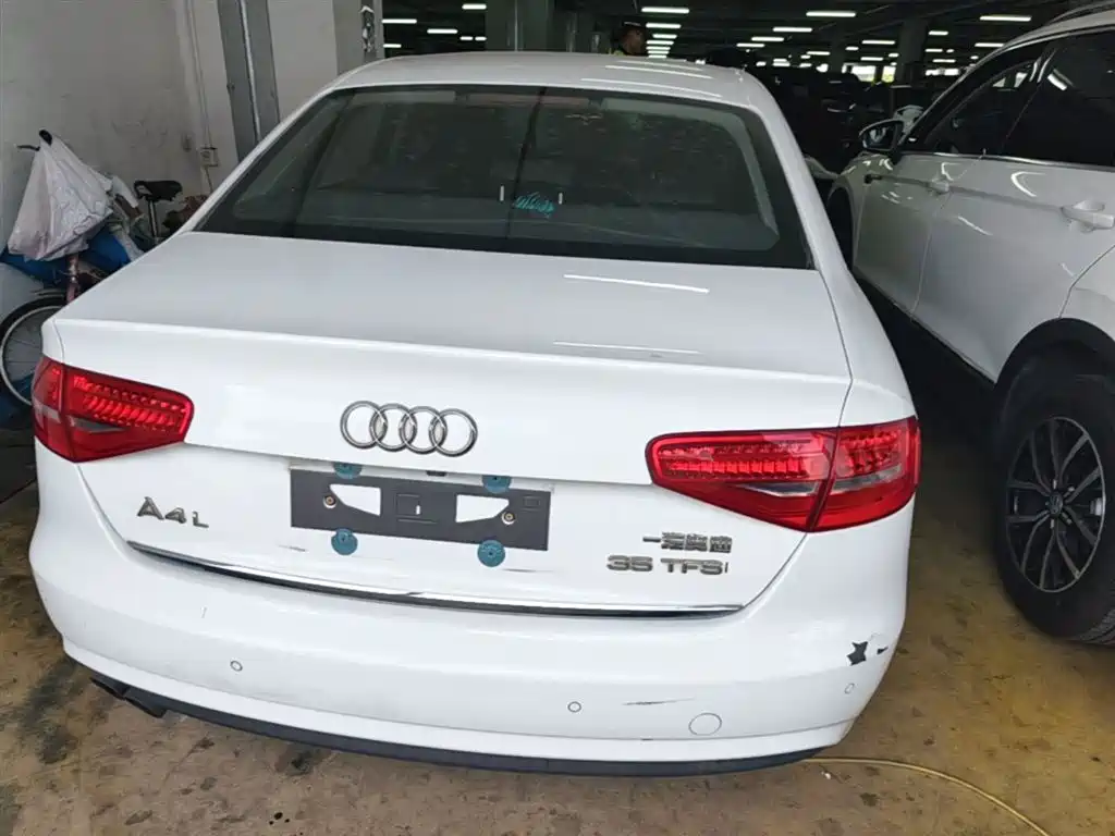 Audi A4L 2016 35 TFSI Collector's Edition Automatic Standard фото 6
