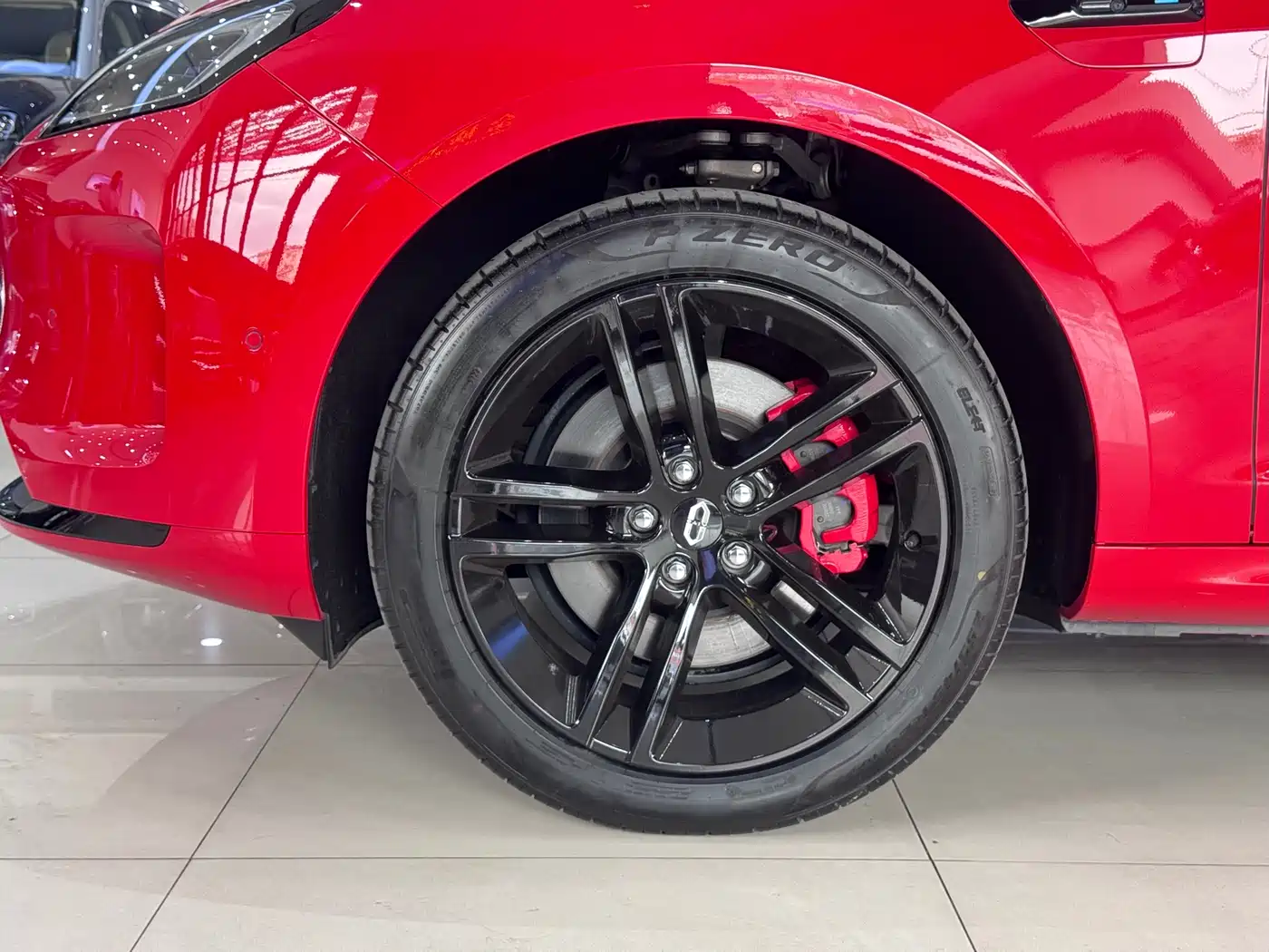 AITO Wenjie AITO M5 2025 Extended Range Ultra AWD фото 4