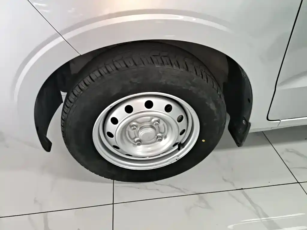 Wuling Motors Wuling Hongguang V 2024 2022 1.5L Power Take Edition Electric Power Steering LAR