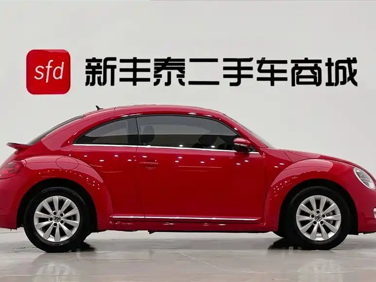Volkswagen Beetle 2014 1.4TSI Fashion Edition фото 3