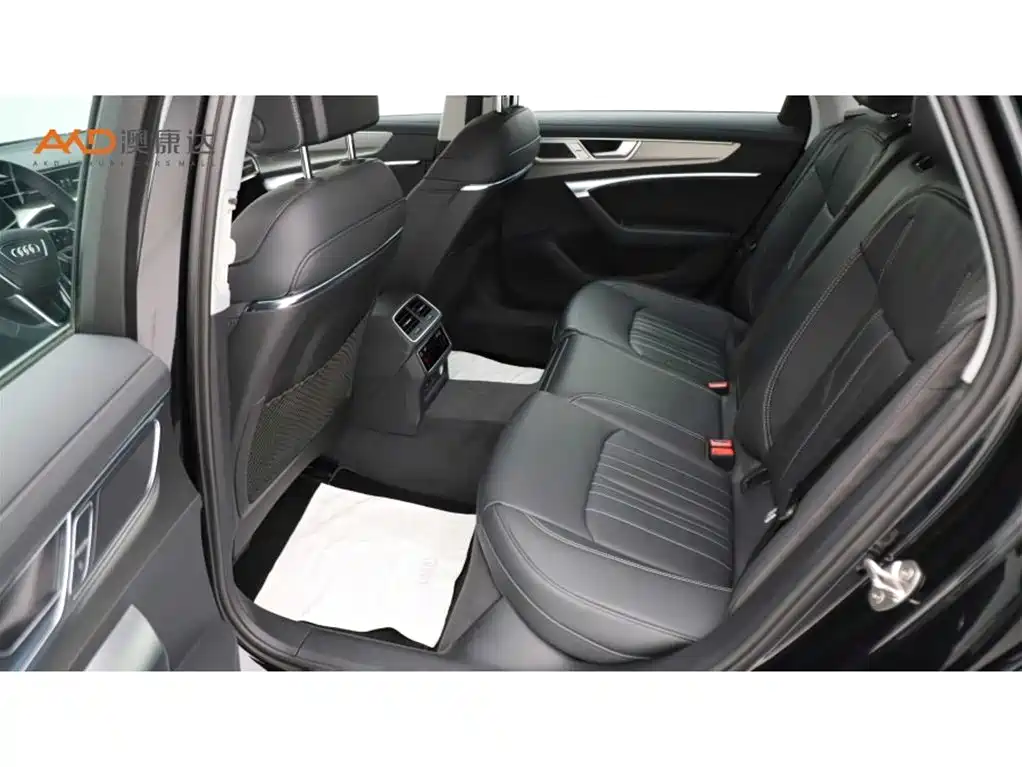 Audi A6L 2023 Facelift 45 TFSI quattro Premium Dynamic фото 7