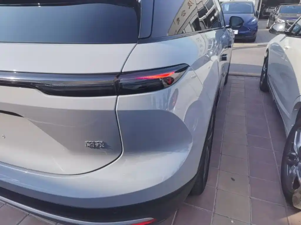 Фото 8 - NIO ES6