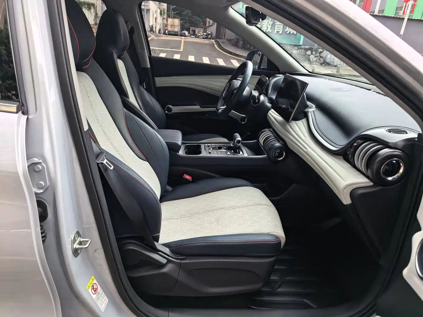 BYD Yuan PLUS 2022 430KM Premium фото 9
