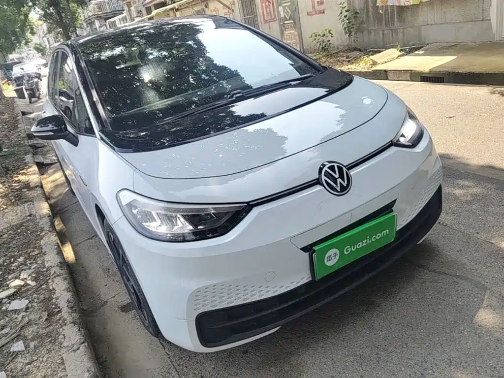 Volkswagen ID.3 2023 Upgraded Pure Intelligence Edition фото 4