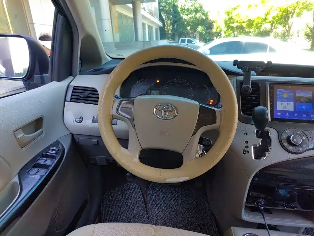 Toyota Sienna 2015 2015 3.5L 2WD L