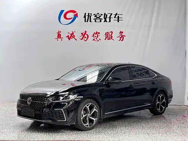 Volkswagen Passat 380TSI, Звёздный Элит