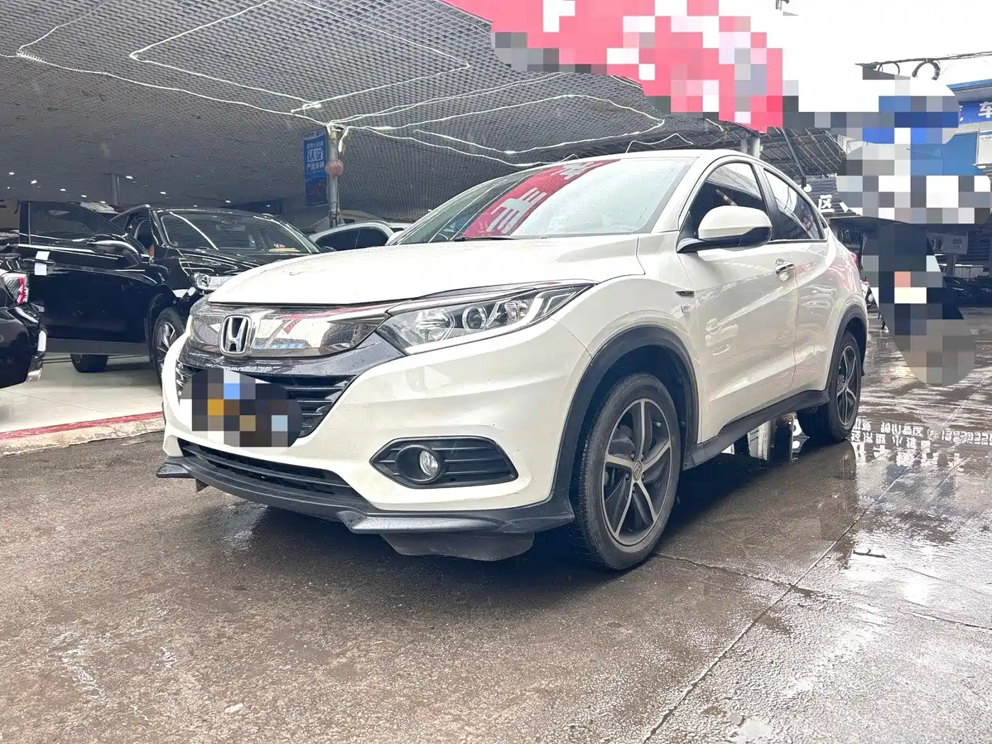 Honda Vezel 2022 1.5L CVT Phantom Night Pioneer Edition