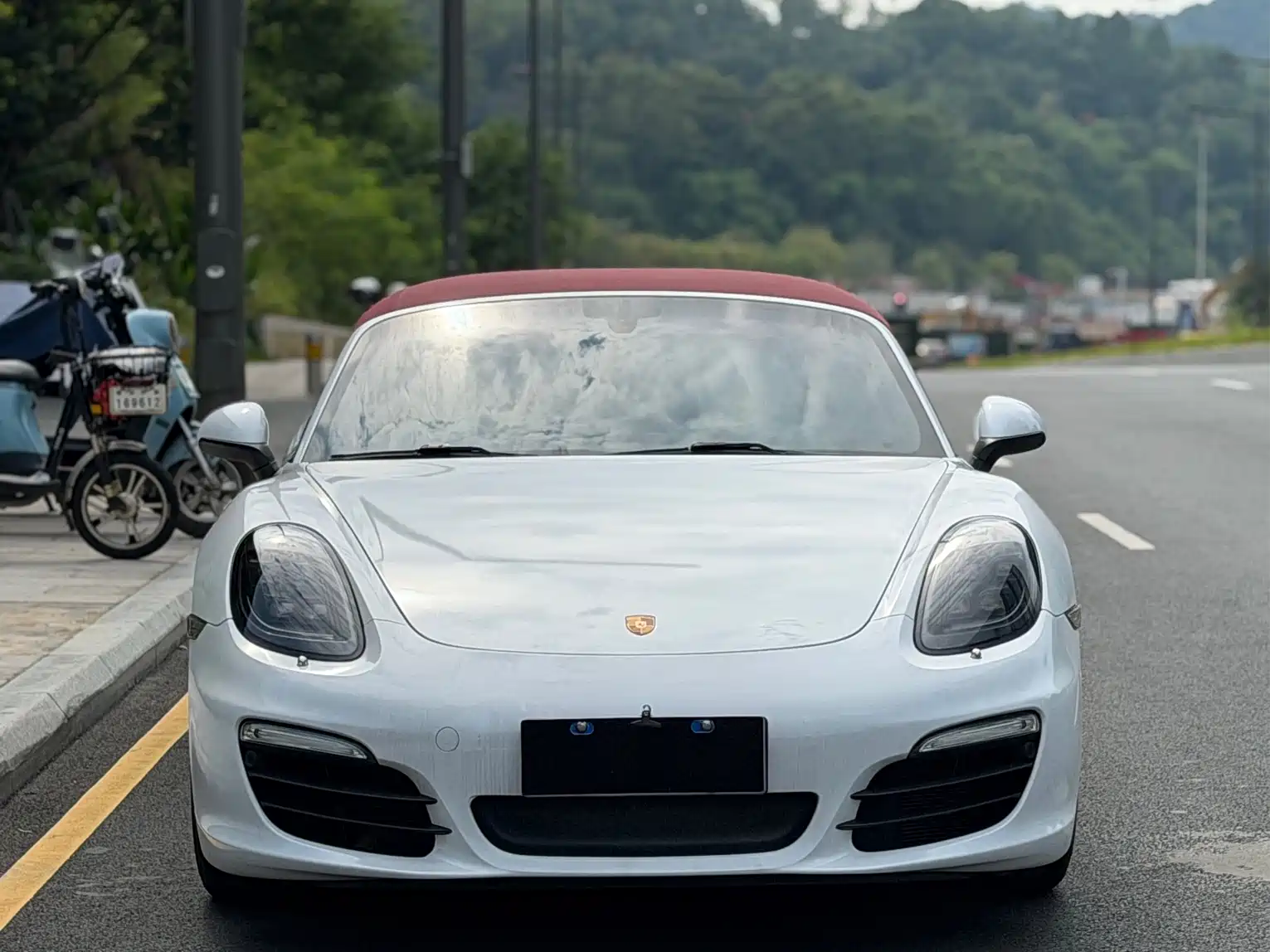 Photo 3 - Porsche Boxster