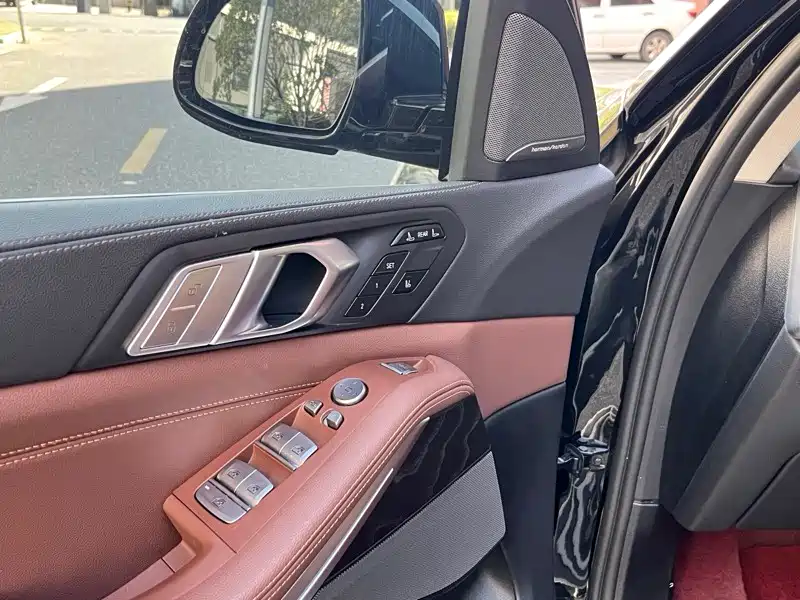 BMW X7 2020 xDrive40i Leading Luxury Package фото 7
