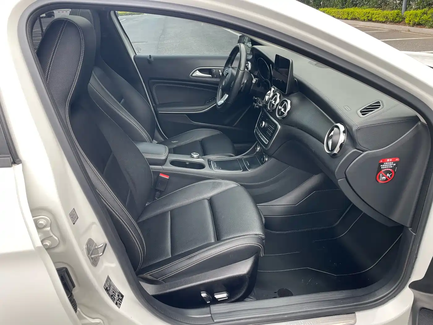 Mercedes-Benz GLA 2018 GLA 220 4MATIC Sport фото 10