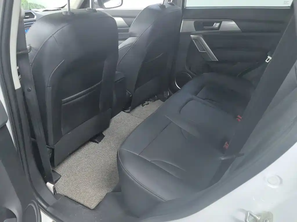 Фото 14 - Haval H2