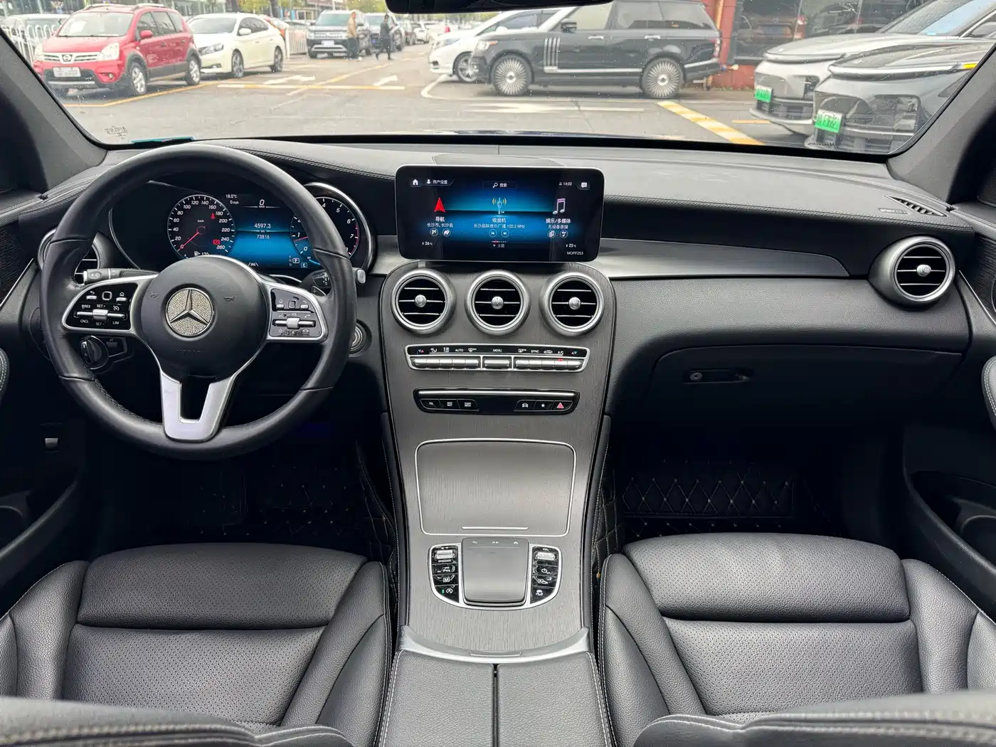 Mercedes-Benz GLC Coupe 2020 2020 GLC 300 4MATIC Coupe SUV