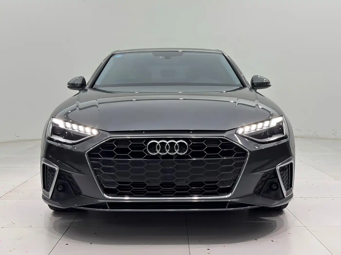 Audi A4L 2024 40 TFSI Luxury Dynamic фото 2