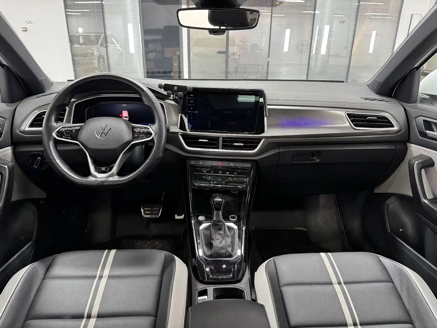 Volkswagen T-ROC 2023 2023 300TSI DSG 2WD Dawn Edition