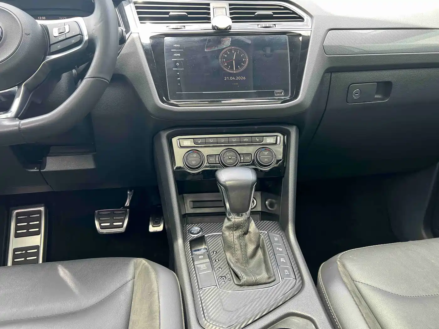 Volkswagen Tiguan L 2021 330TSI Automatic 2WD R-Line Premium фото 25