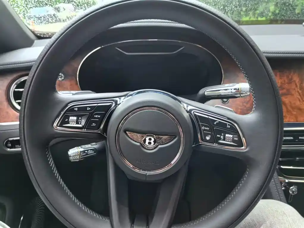 BENTLEY FLYING SPUR PLUG IN HYBRID