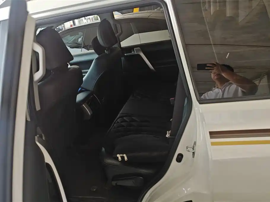 Toyota Prado 2018 3.5L Auto TX-L фото 11