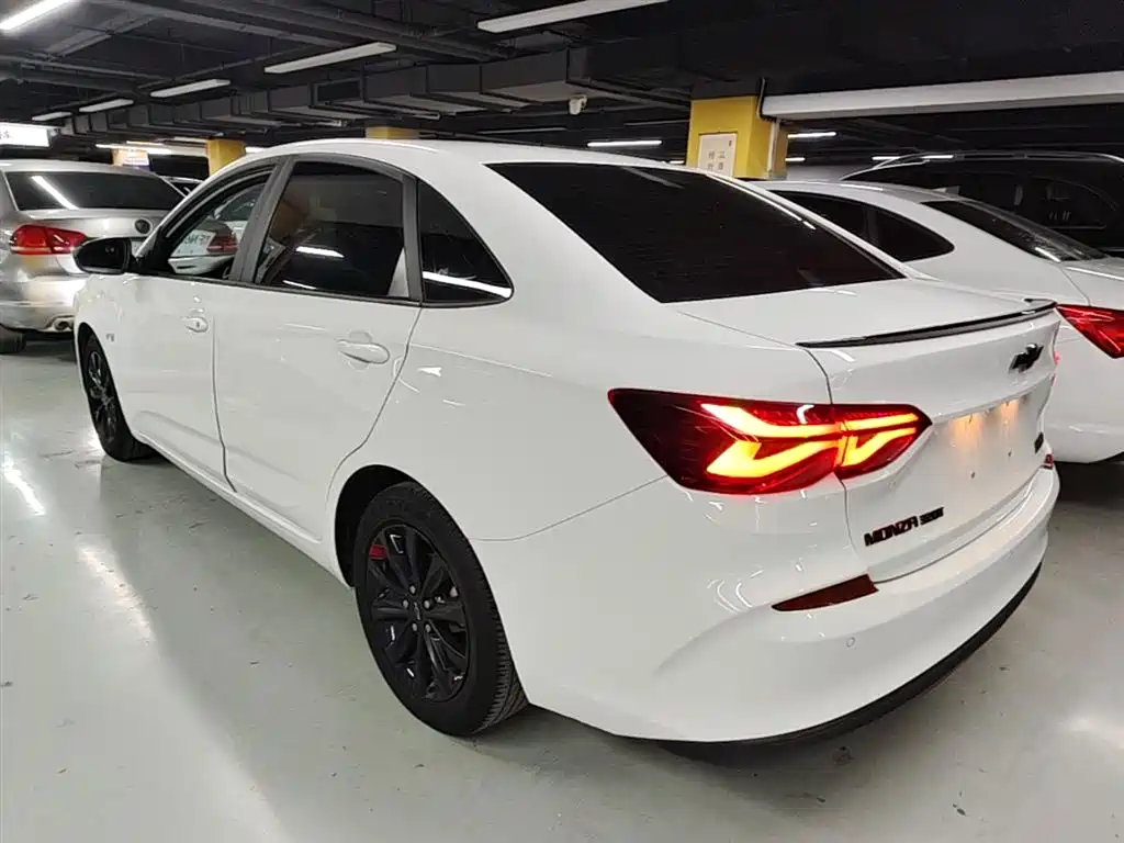 Chevrolet Monza 2020 Mild Hybrid Redline 320T Dual-Clutch Refreshing Edition фото 5