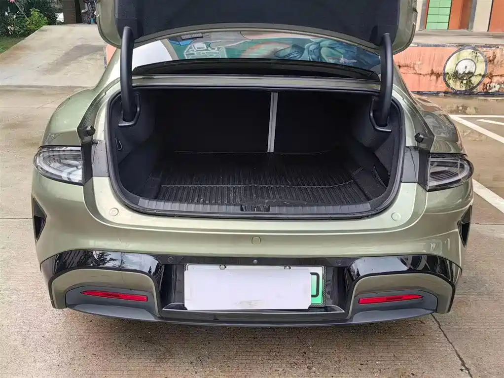 Xiaomi Auto Xiaomi SU7 2024 AWD Extended Range Advanced Smart Driving Max Edition фото 15