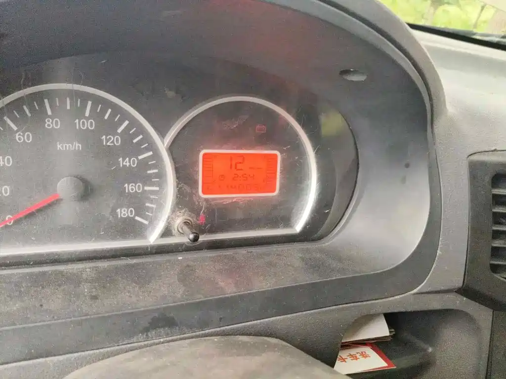 BAIC Weiwang 306 2014 2013 1.2L Value Edition Base Model CNG 7-seater A12 China IV