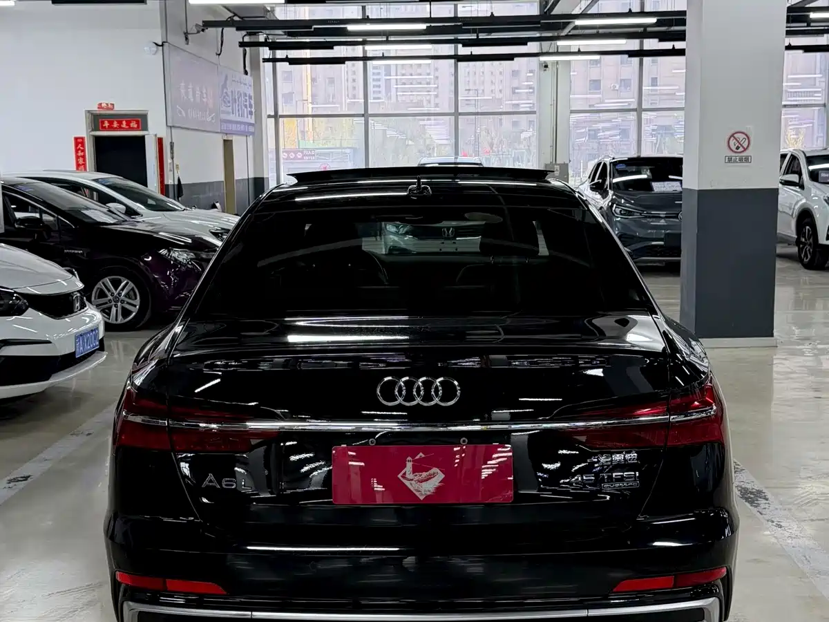 Audi A6L 2023 45 TFSI Premium Selection Dynamic фото 8