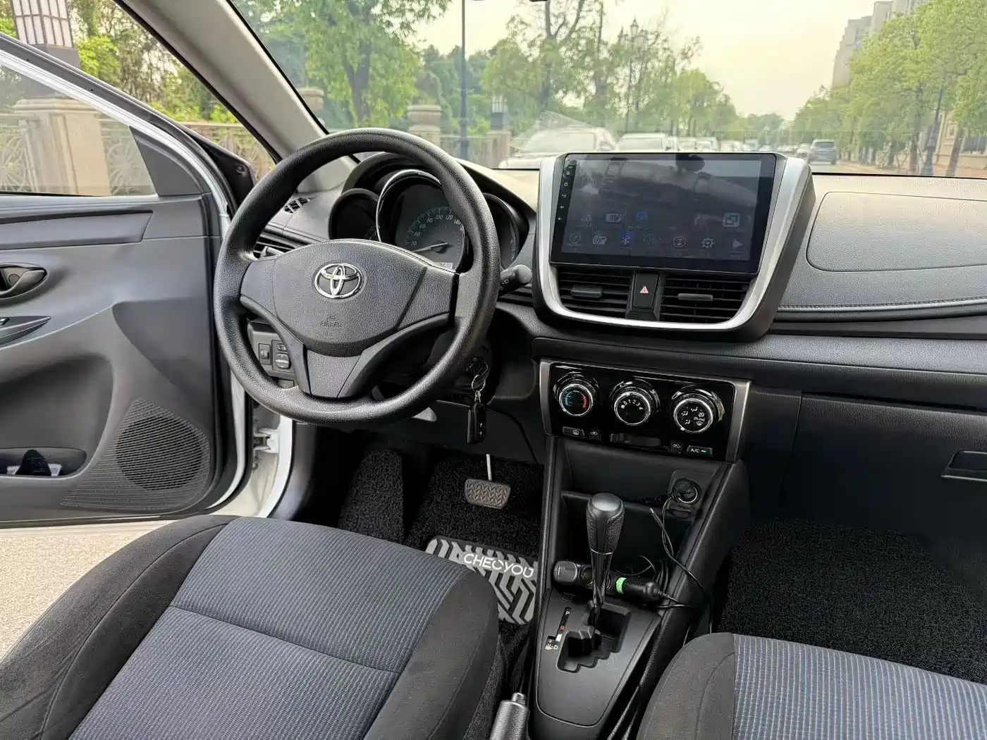 Toyota YARiS L Zhi Xuan 2016 Facelift 1.5E CVT Charming Edition фото 7