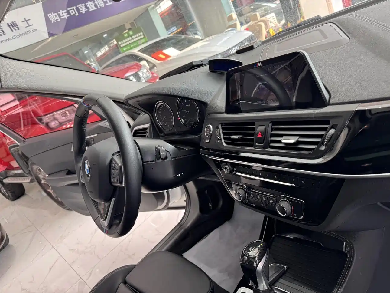 BMW 1 Series 2018 118i Sport Edition фото 27
