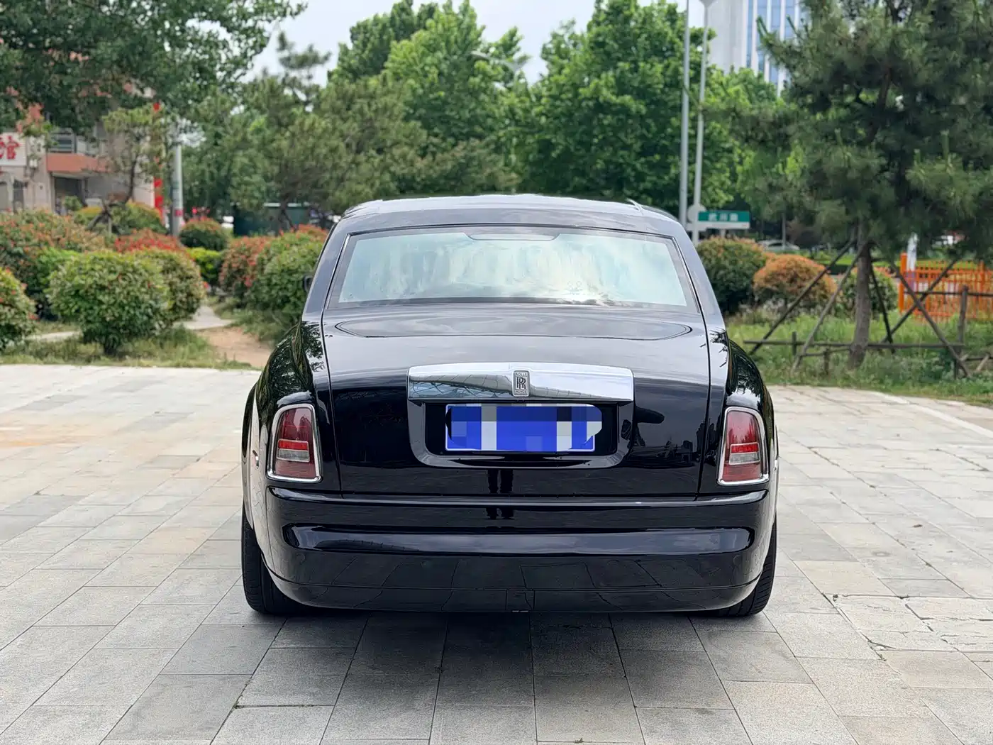Rolls-Royce Phantom 2007 2004 Model 6.7L Standard Version
