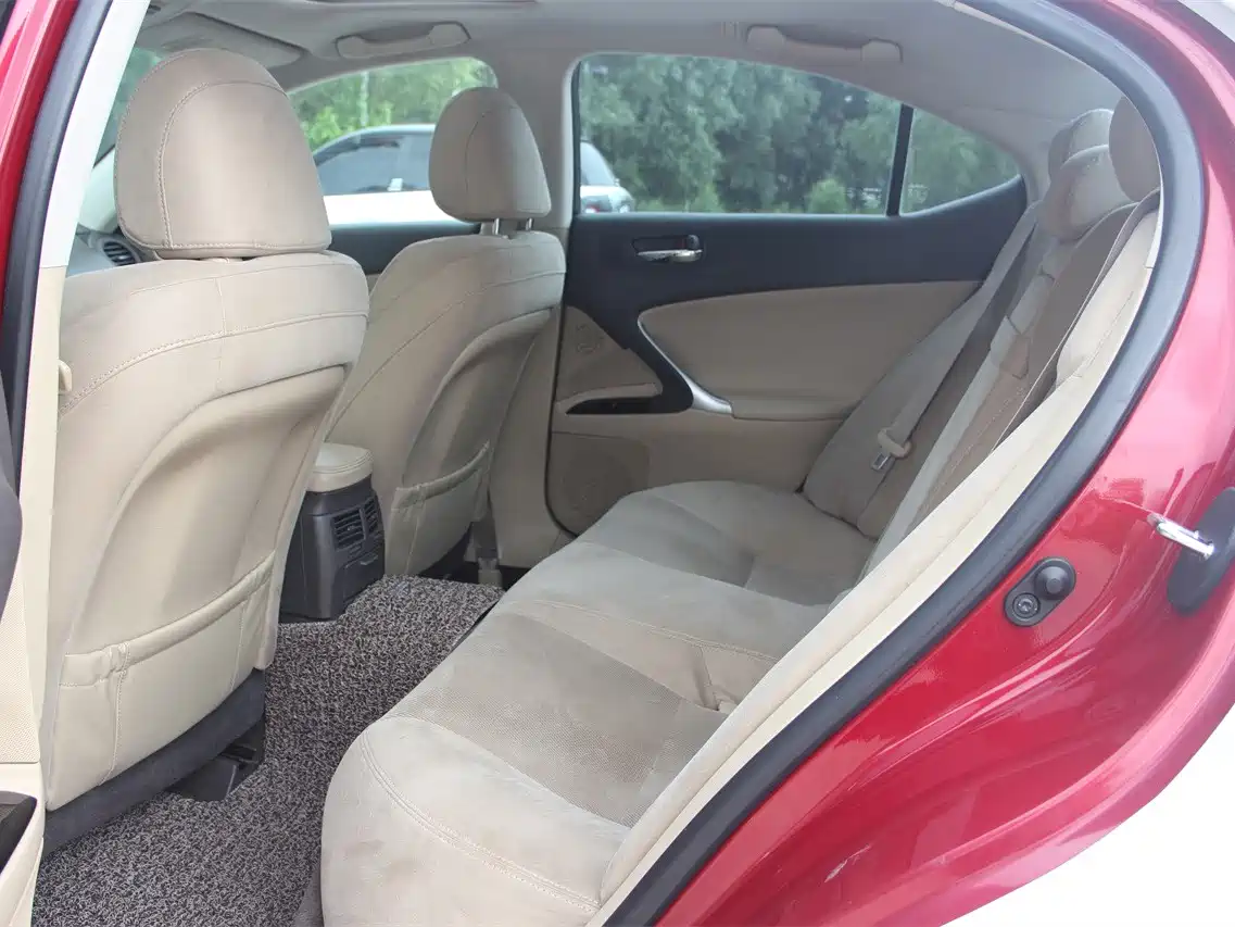 Lexus IS 2011 250 Sport фото 5