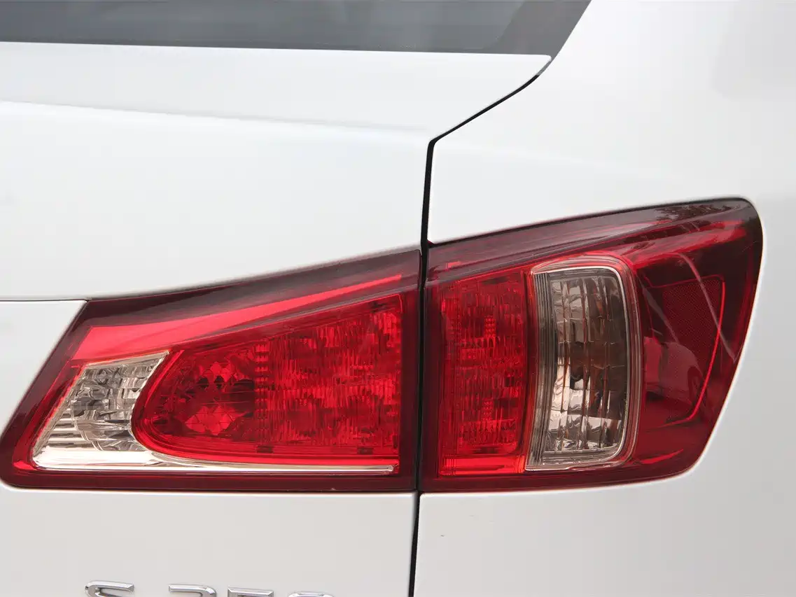 Lexus IS 2011 250 Sport фото 17