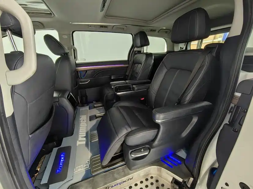 GAC Trumpchi M8, миниатюра 9