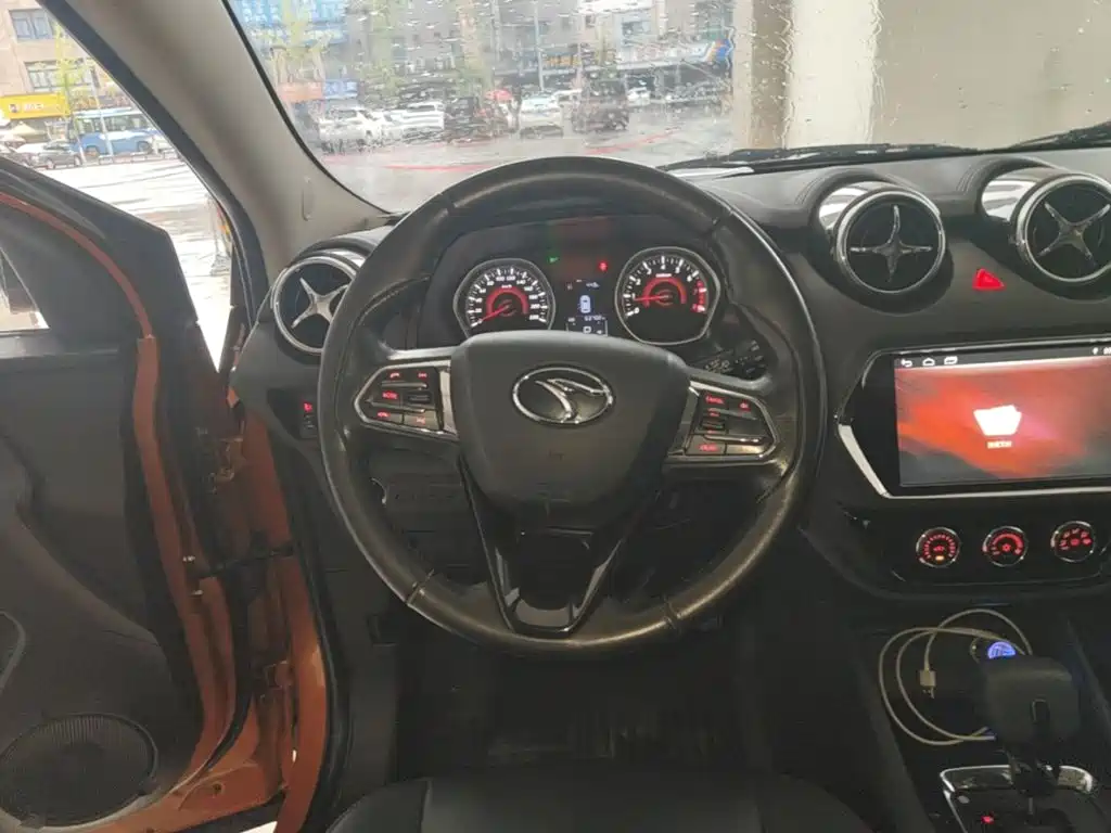 Soueast DX3 2017 2016 1.5T CVT Premium