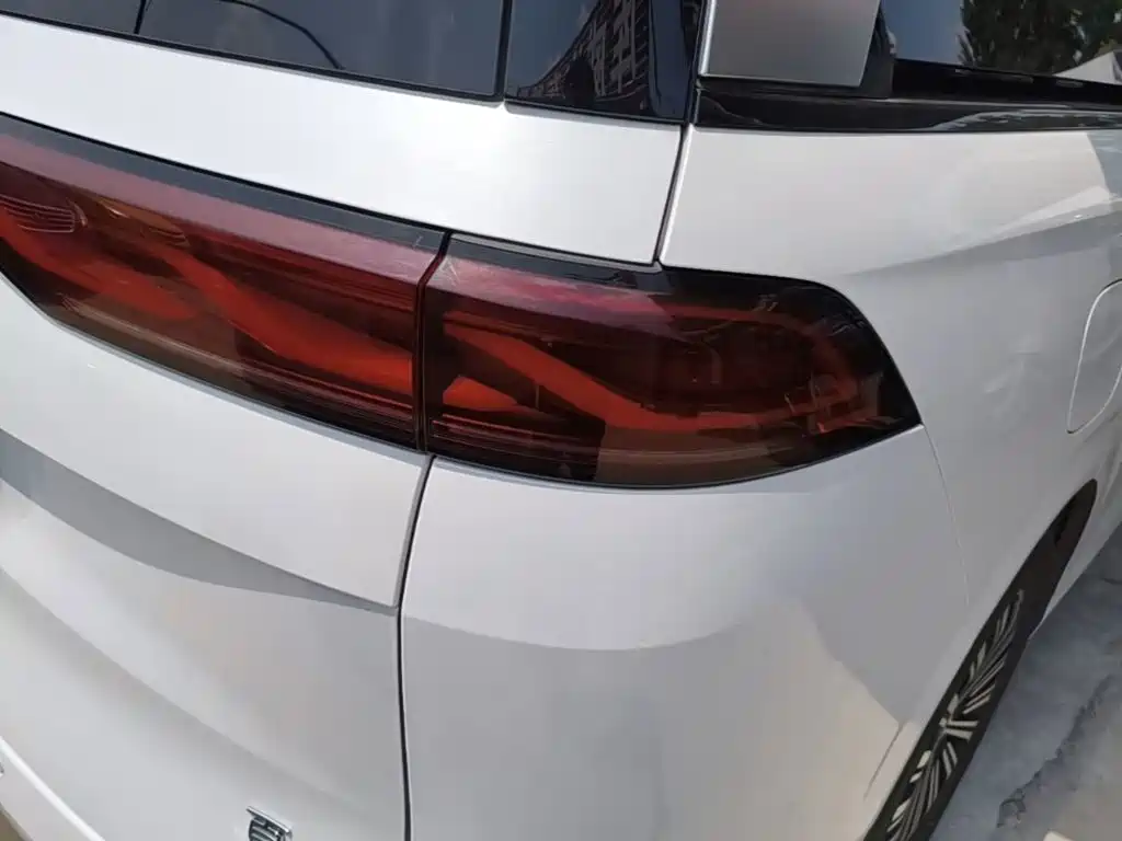 Фото 8 - BYD Xia