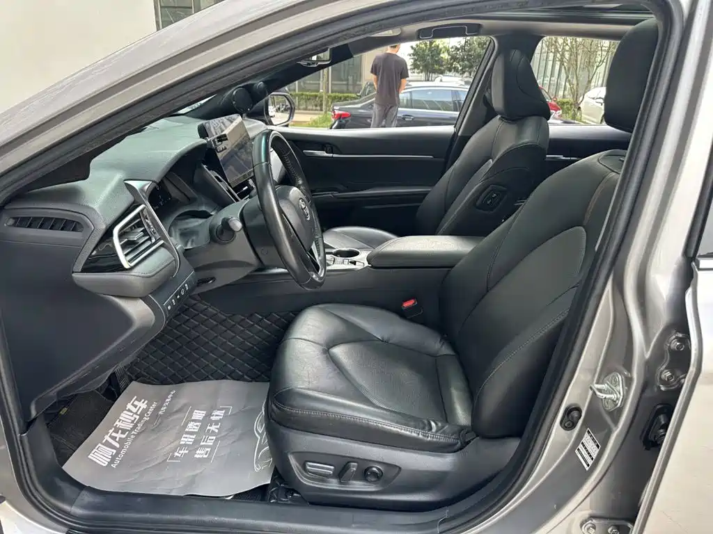 Toyota Camry 2022 2021 Hybrid 2.5HG Luxury Edition