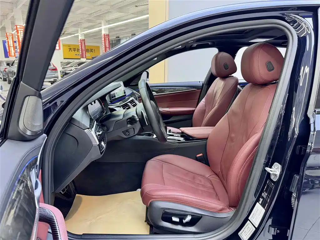 BMW 5 Series 2018 Facelift 530Li Exclusive M Sport Package фото 8
