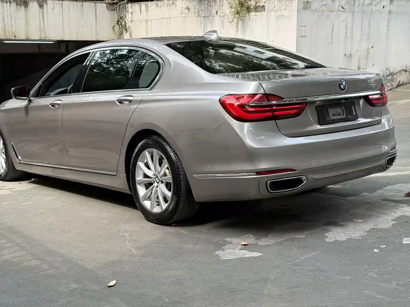 BMW 7 Series 2016 730Li Luxury фото 19