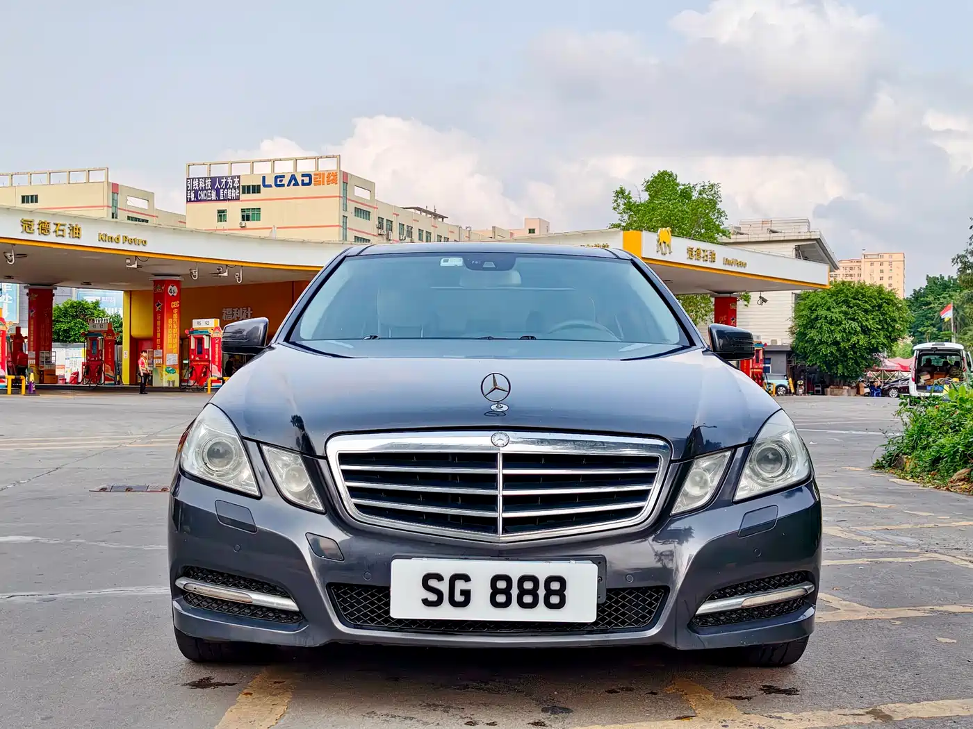 Mercedes-Benz E-Class 2011 E 300 L Fashion Premium фото 2