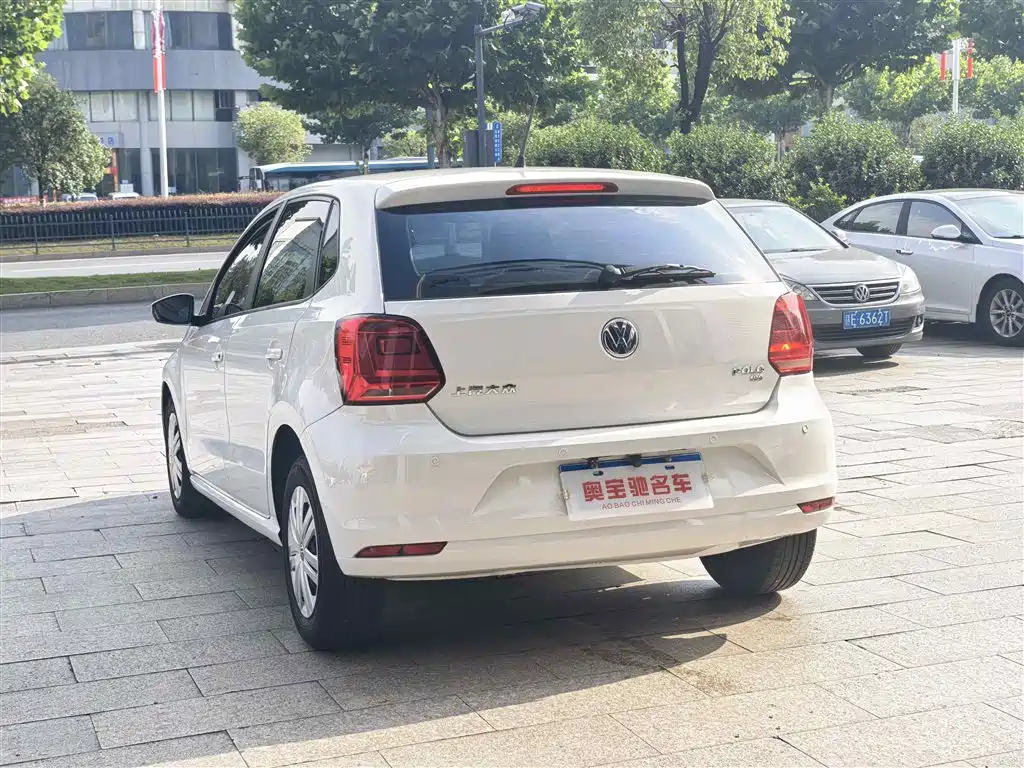 Volkswagen Polo 2018 1.5L Auto Safe Drive фото 9