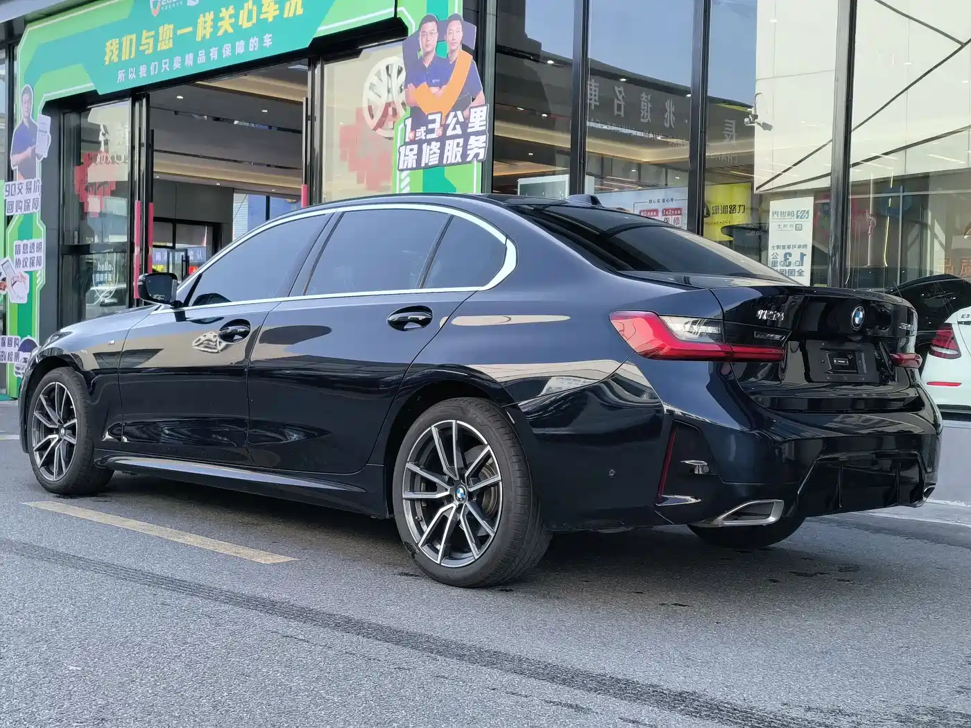 BMW 3 Series 2025 325Li M Sport Package фото 6