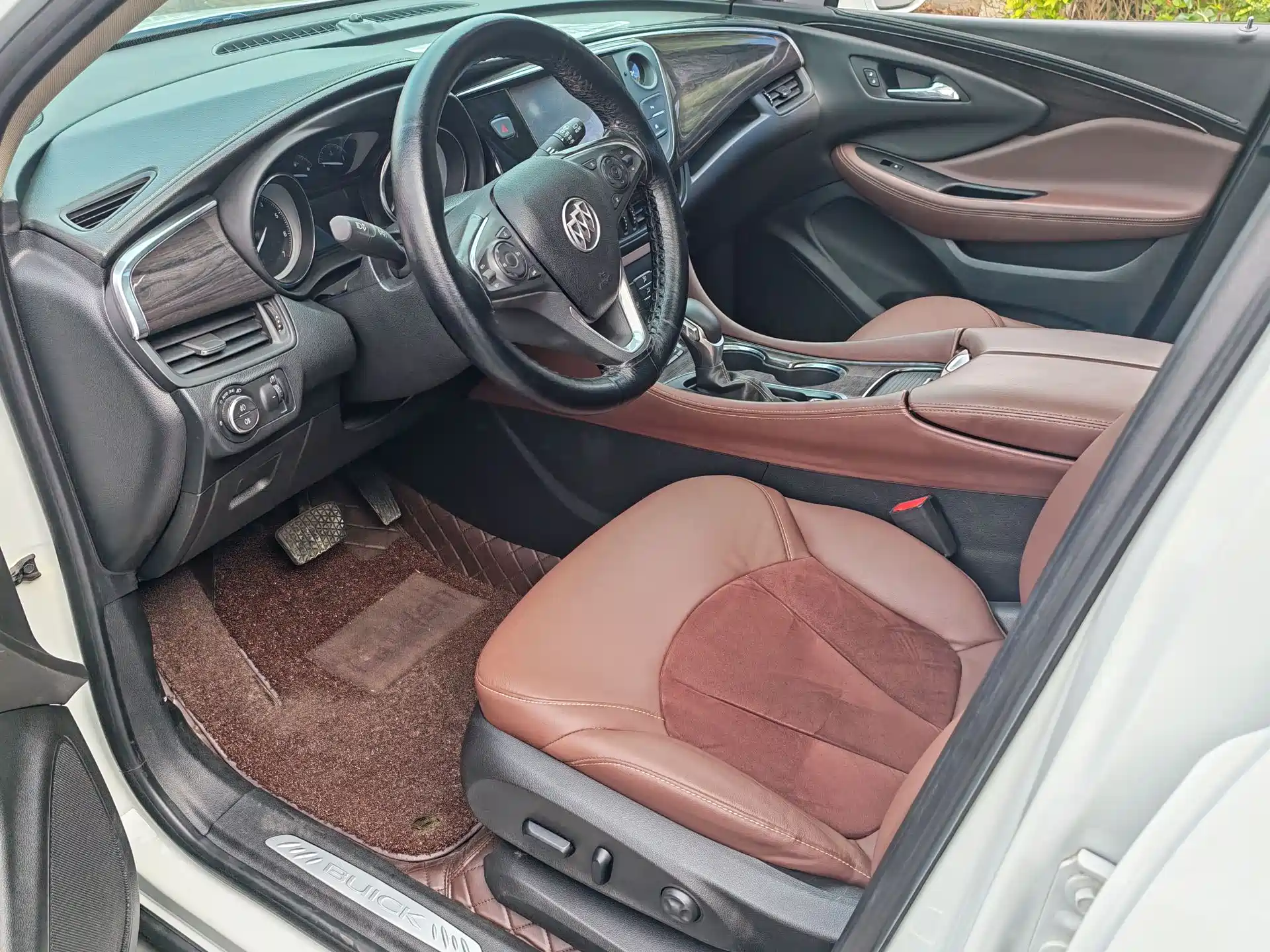 Фото 7 - Buick Envision Plus