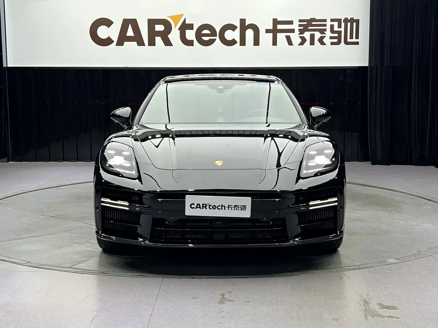 Porsche Panamera 2024 Panamera Executive Long Wheelbase 2.9T фото 2