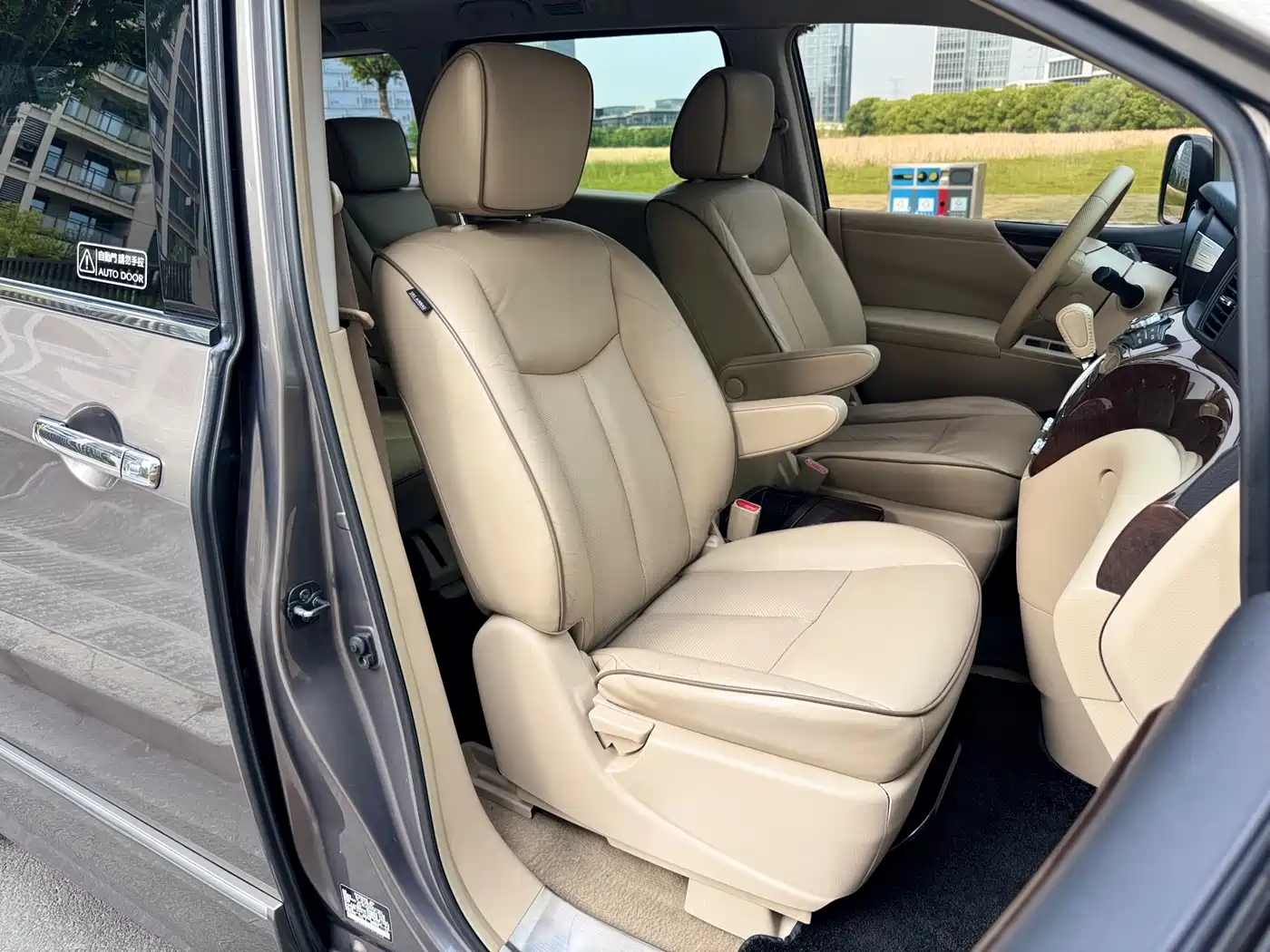 Nissan Quest 2016 2015 3.5L SL