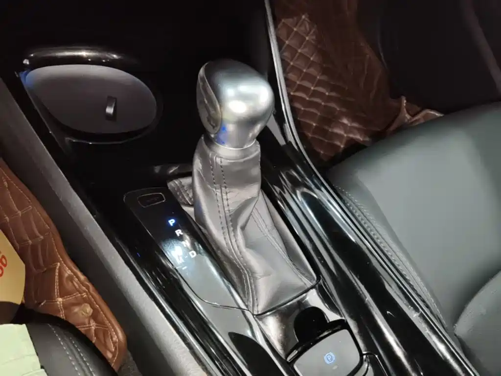 Toyota IZOA 2019 2018 2.0L Speed Edition China VI