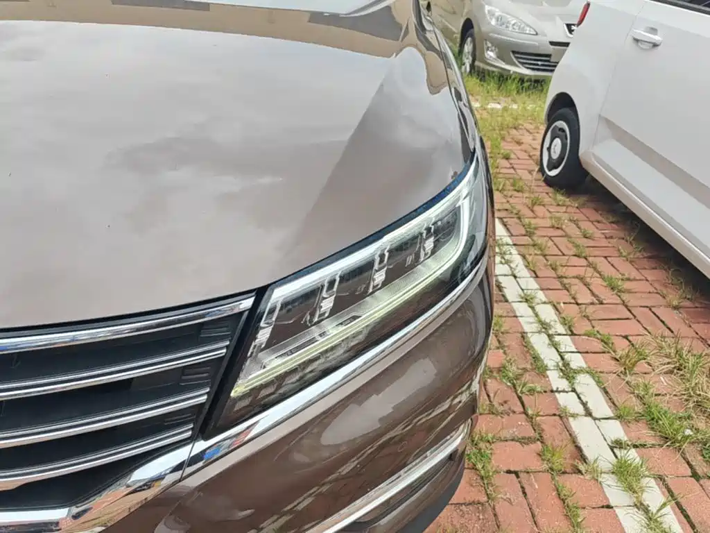 Roewe RX5 2016 2016 30T 4WD Automatic Internet Premium Edition