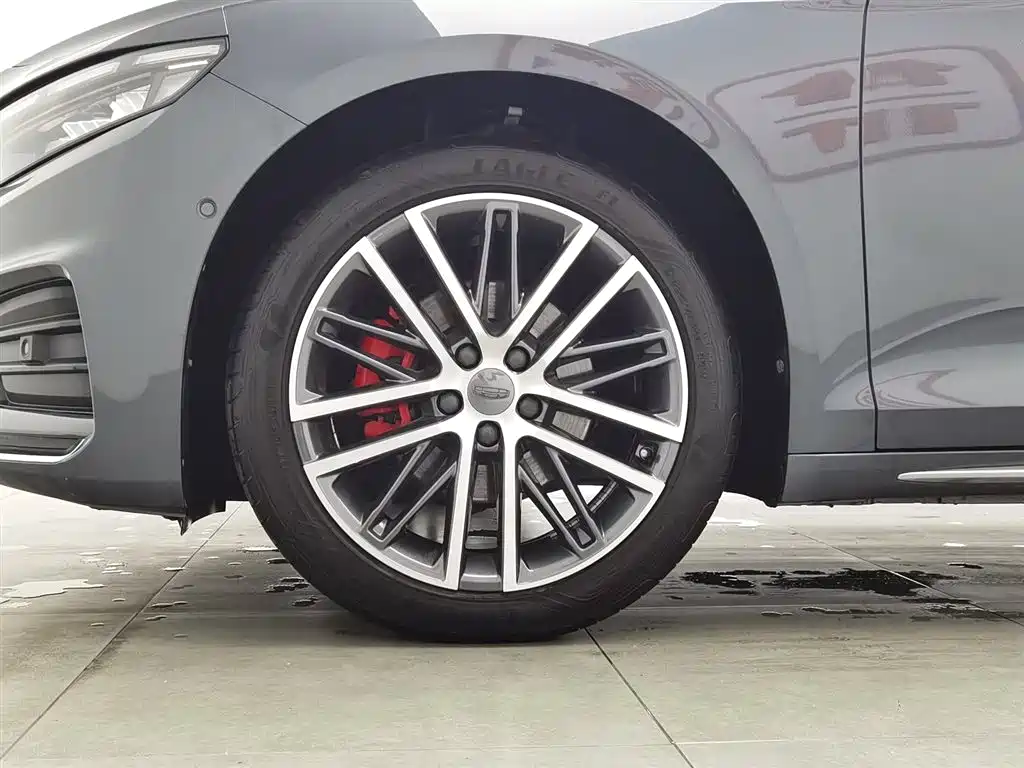 GEELY AUTOMOBILE XINGRUI